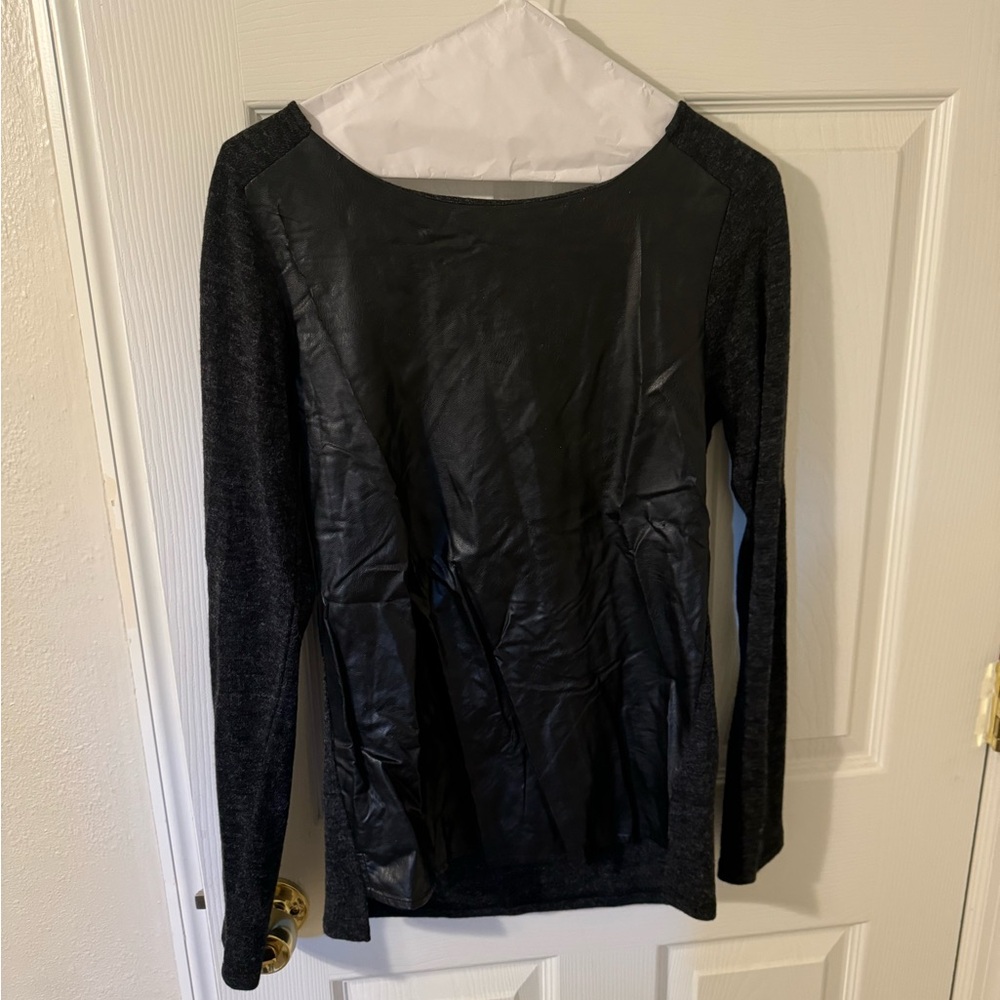 Black Long Sleeve Women's Top